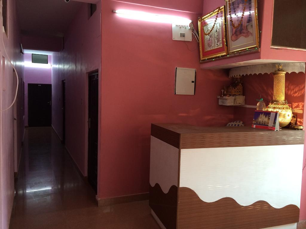 Hotel Pragya International Varanasi Luaran gambar