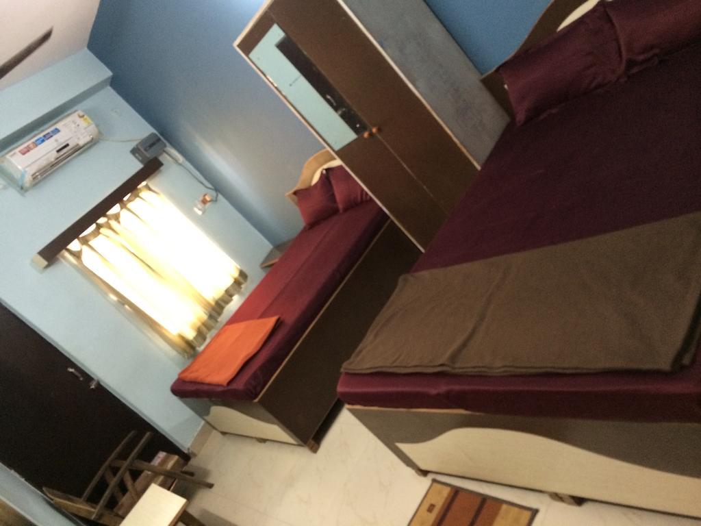 Hotel Pragya International Varanasi Bilik gambar