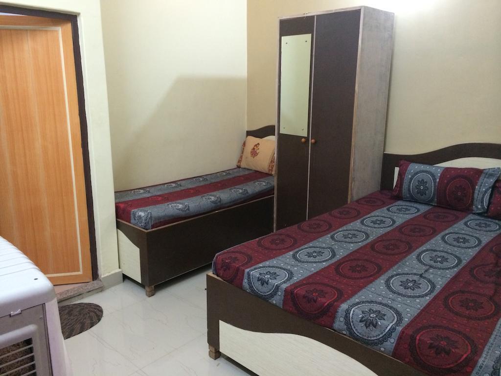 Hotel Pragya International Varanasi Bilik gambar